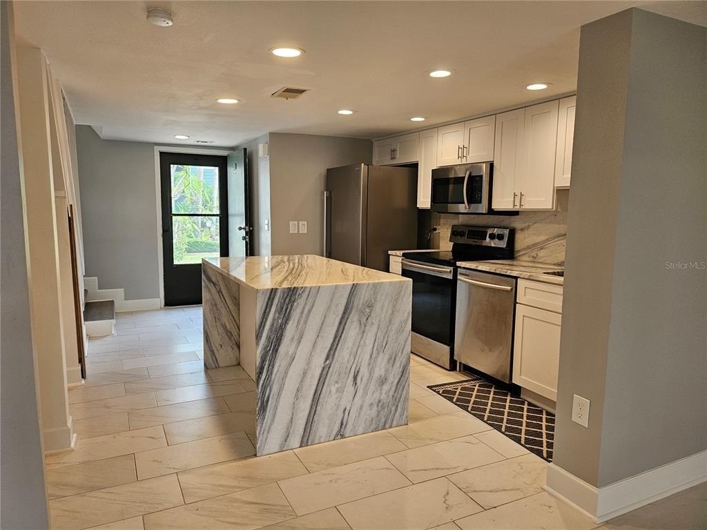 1028 Apollo Beach Boulevard - Photo 10