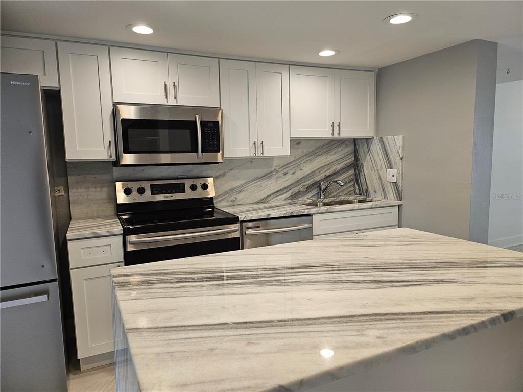 1028 Apollo Beach Boulevard - Photo 11