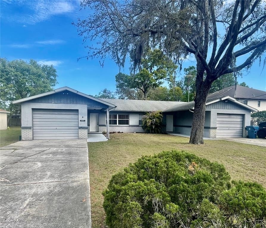 10337 Usher Street - Photo 0
