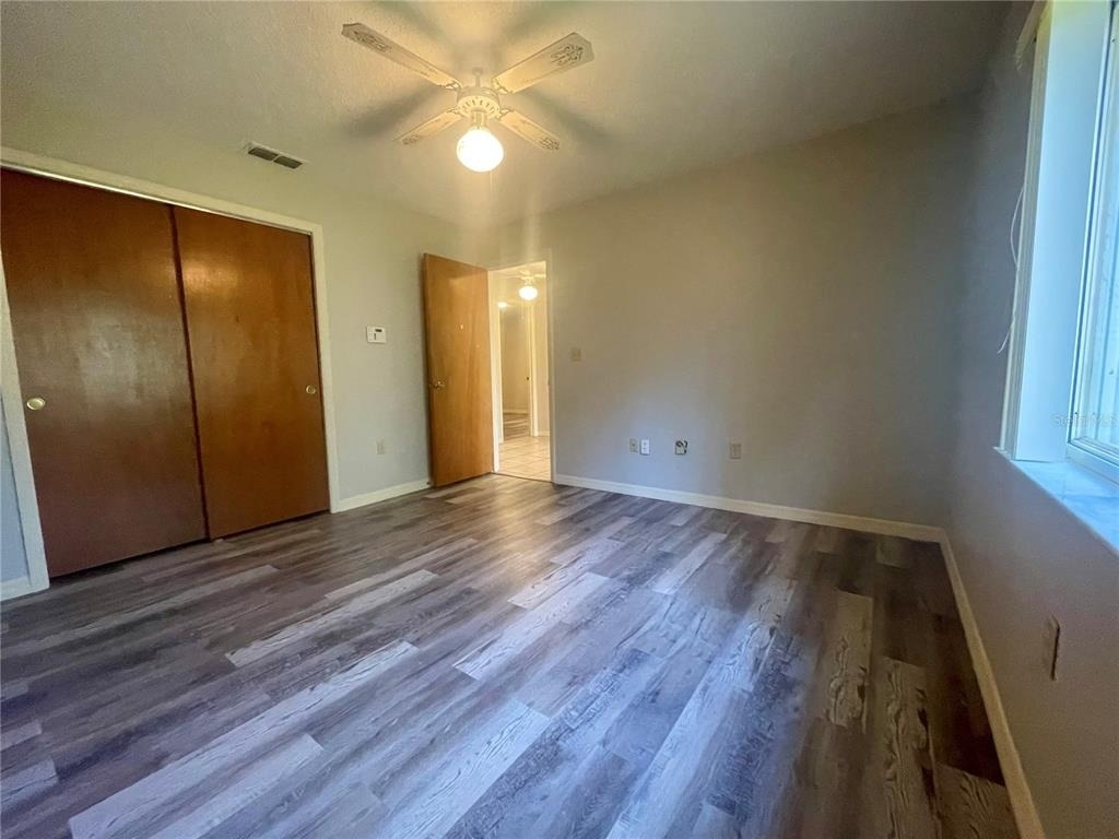 10337 Usher Street - Photo 6