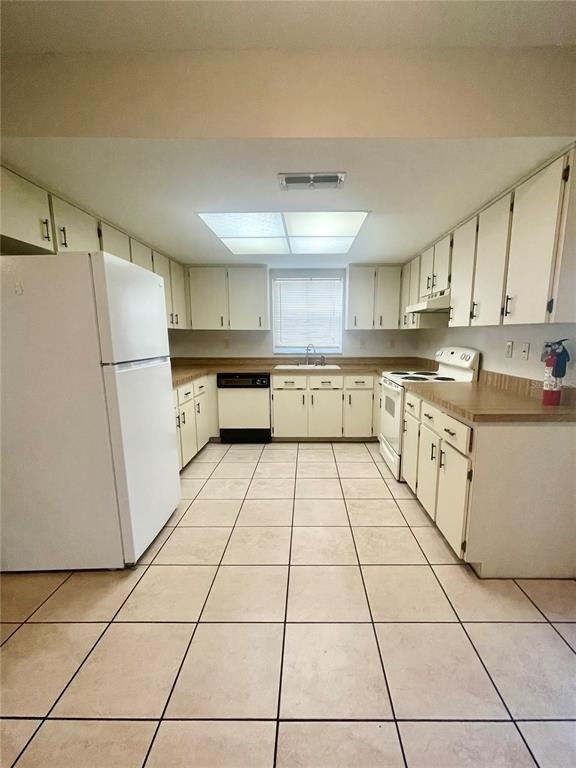 10337 Usher Street - Photo 4