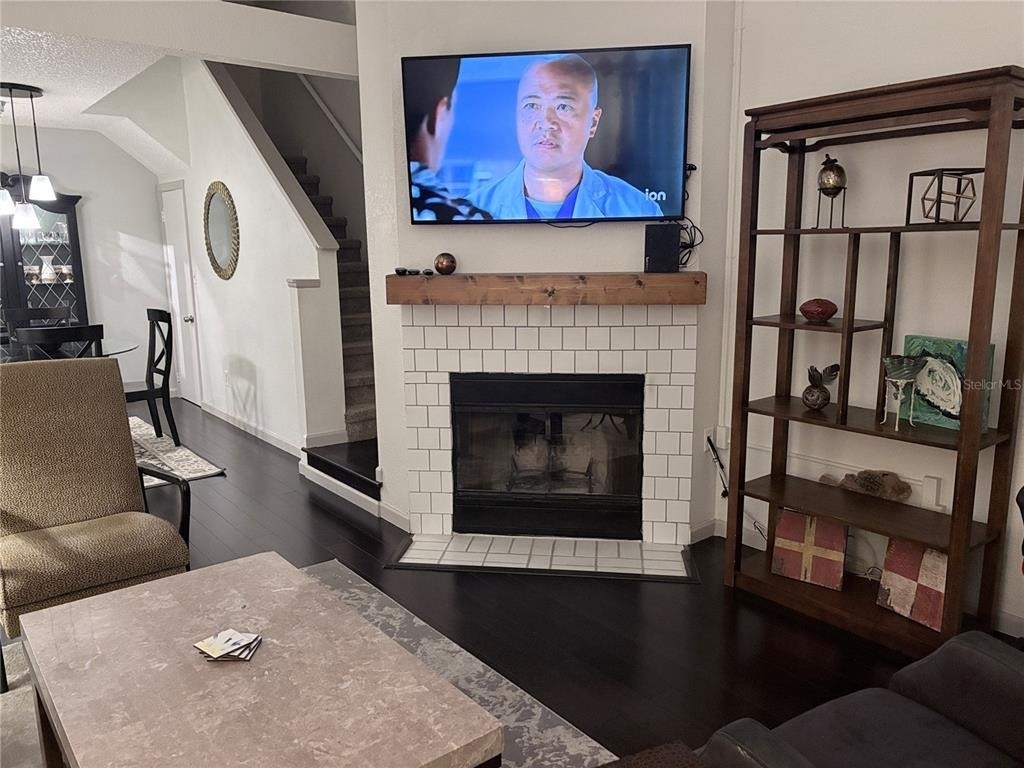 10263 Gandy Boulevard N - Photo 1