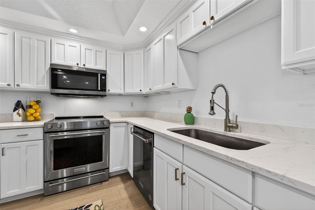 922 N Shore Drive Ne - Photo 5