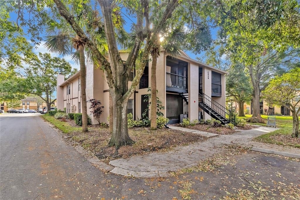 4838 S Semoran Boulevard - Photo 1
