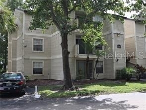 1948 Lake Atriums Circle - Photo 0