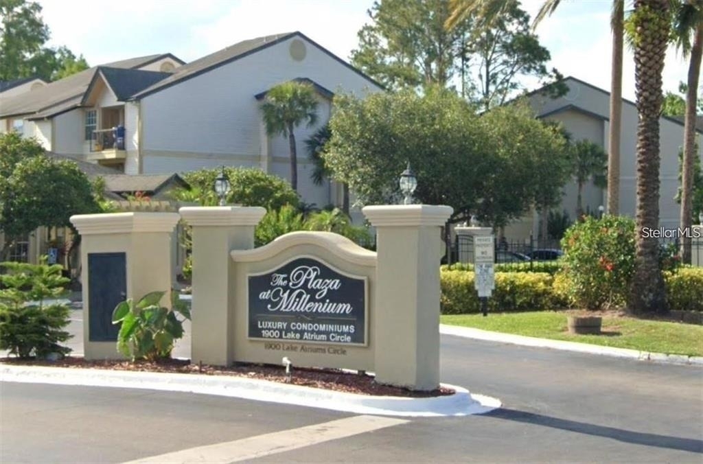 1940 Lake Atriums Circle - Photo 8