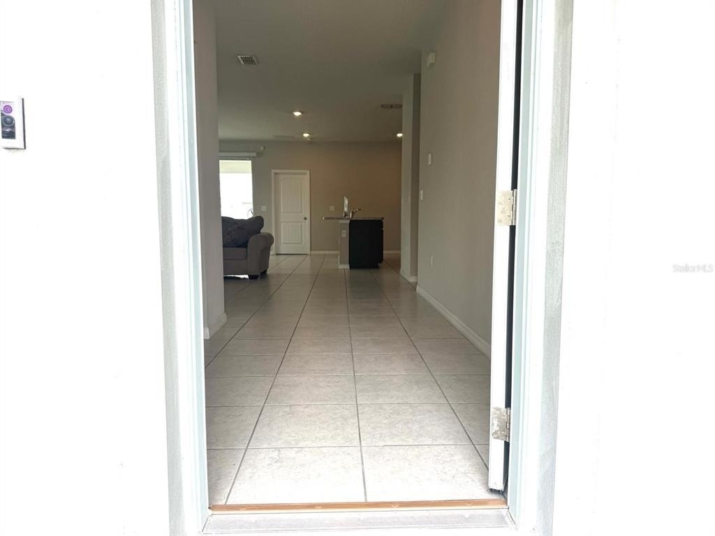 863 Hudson Valley Drive - Photo 2