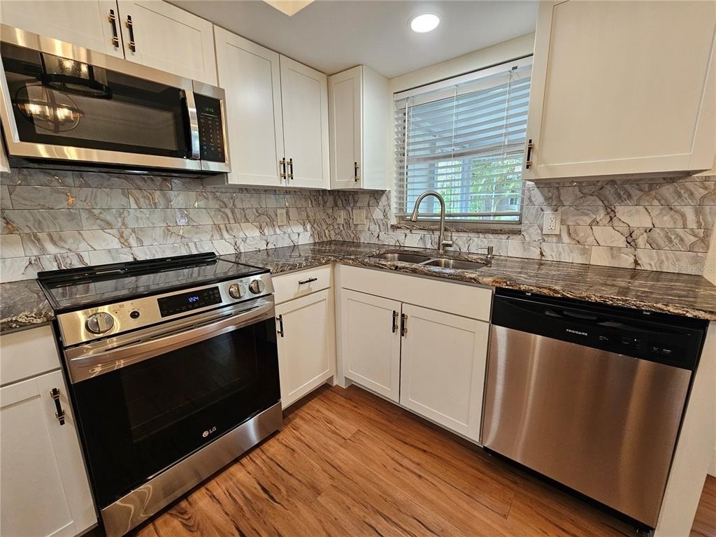 659 N Jefferson Avenue - Photo 3
