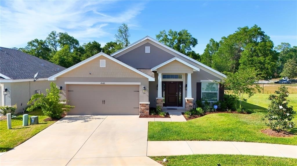 4549 Se 25th Loop - Photo 0