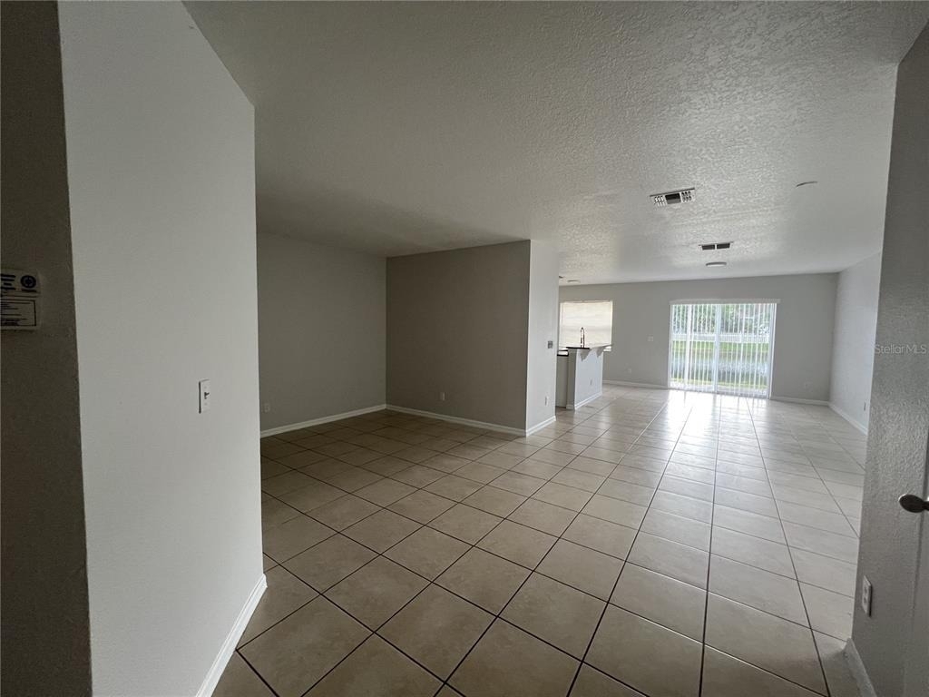 572 Cresting Oak Circle - Photo 4