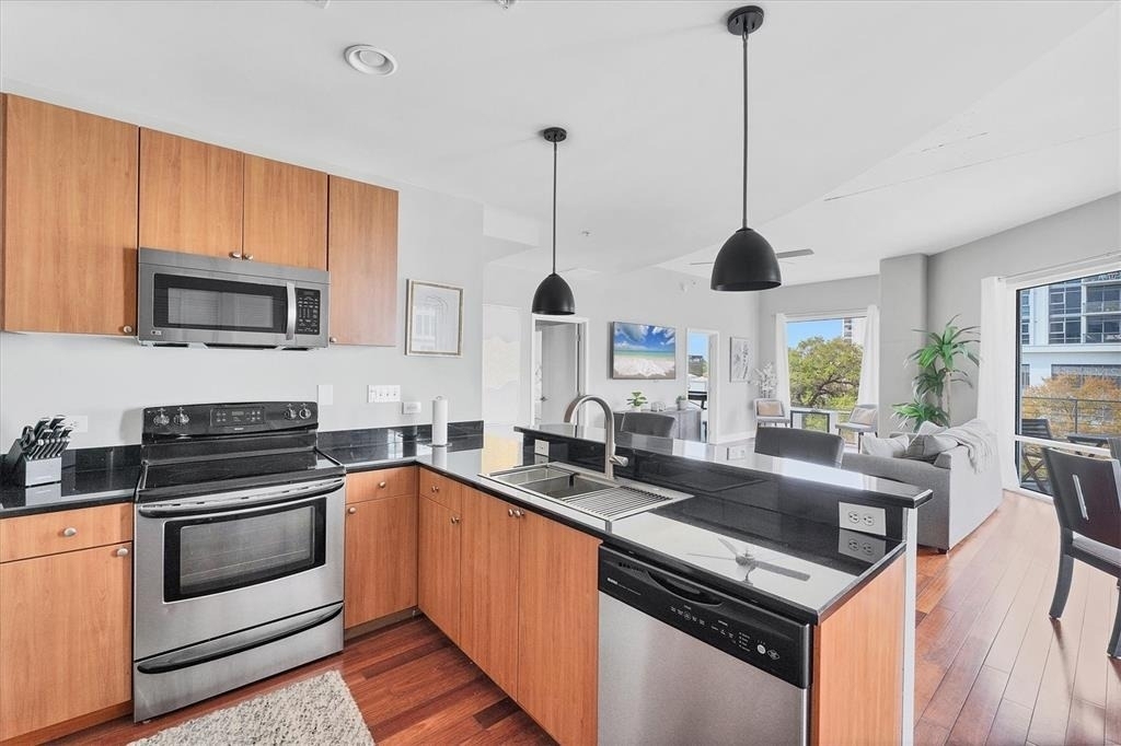 525 E Jackson Street - Photo 13