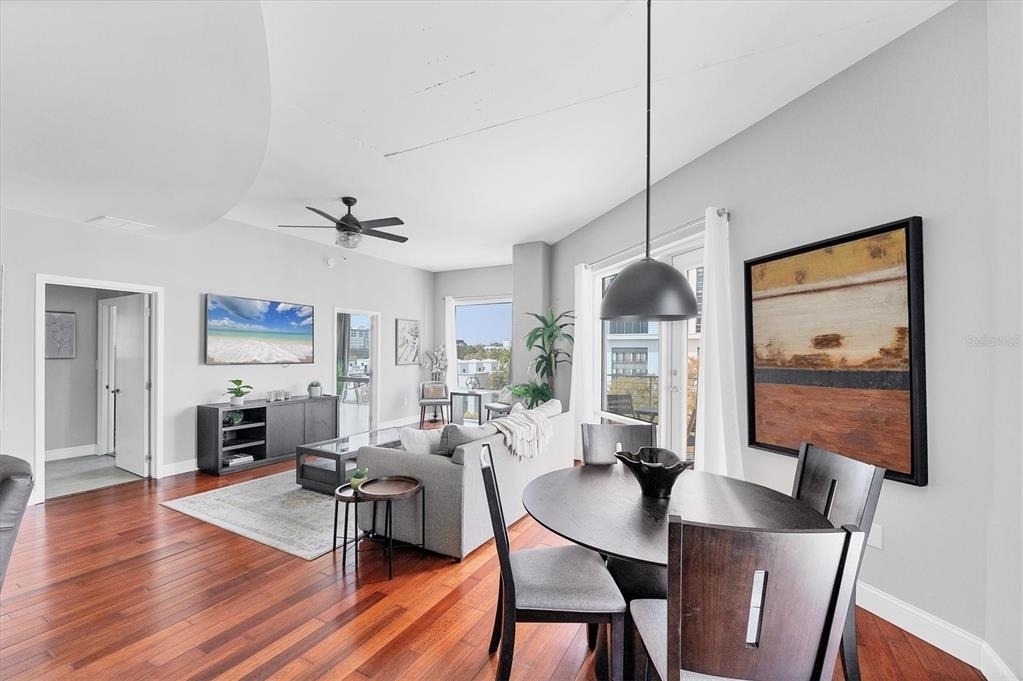 525 E Jackson Street - Photo 18