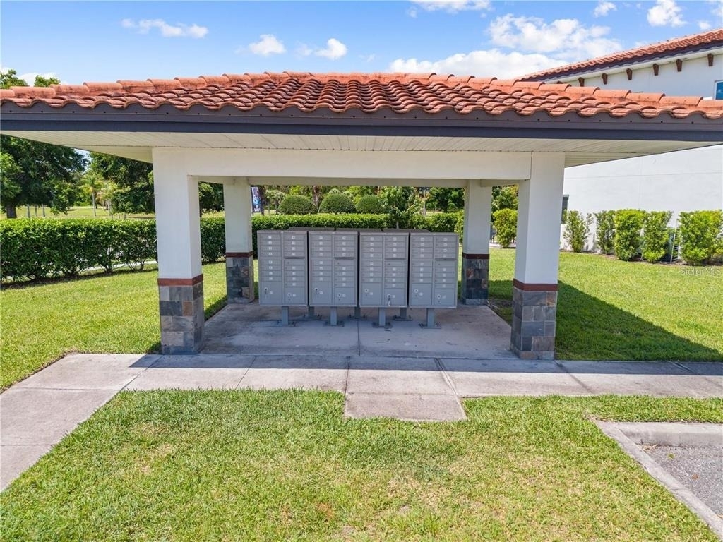 1927 Greenbriar Terrace - Photo 50