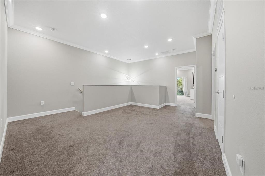 1927 Greenbriar Terrace - Photo 27