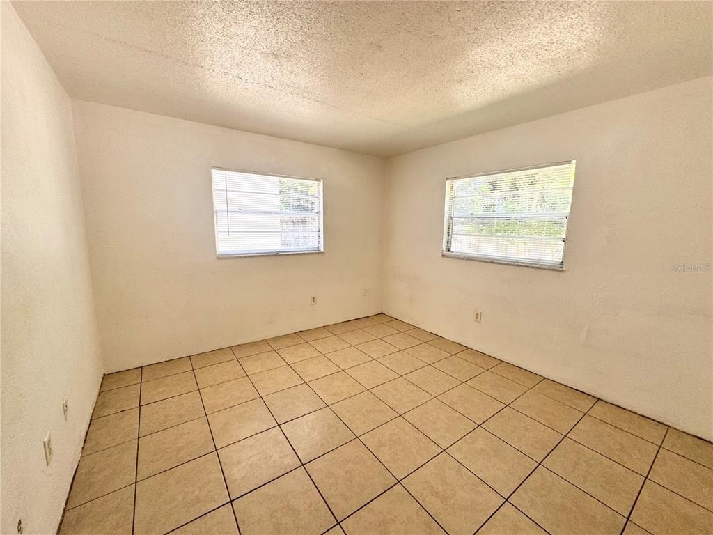 1229 Kennedy Road - Photo 7