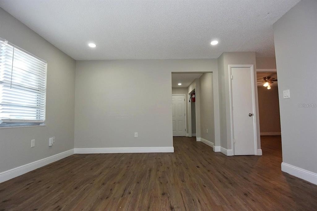 5845 Elm Street - Photo 5