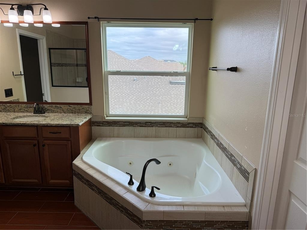 2478 Linkwood Avenue - Photo 35