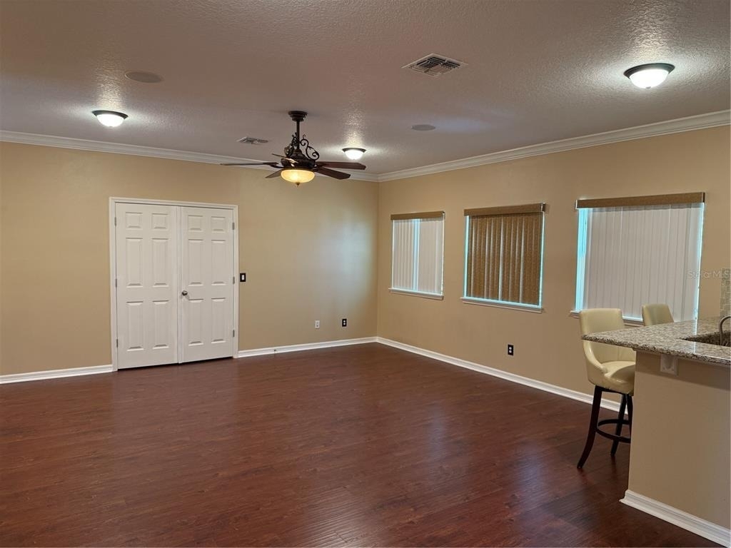 2478 Linkwood Avenue - Photo 18