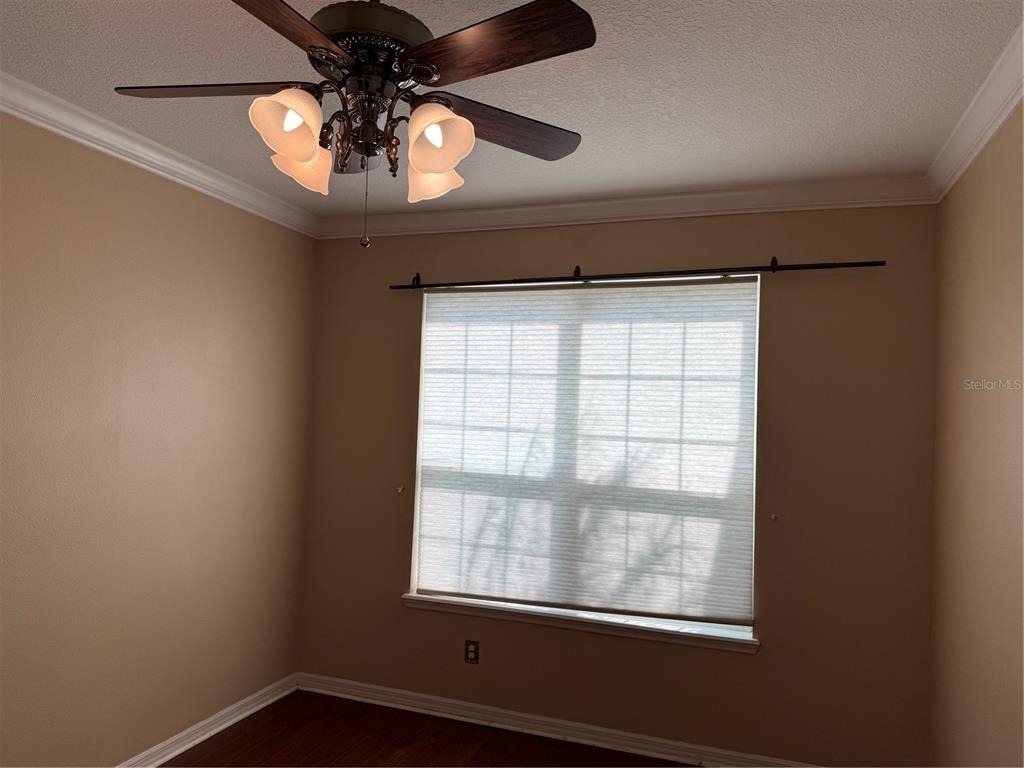 2478 Linkwood Avenue - Photo 6