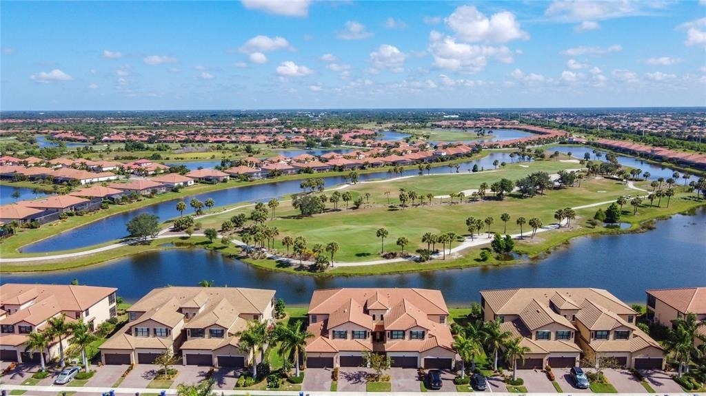 10796 Tarflower Drive - Photo 3
