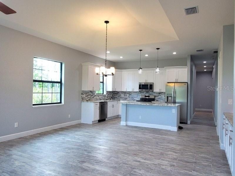 1038 San Cristobal Avenue - Photo 2