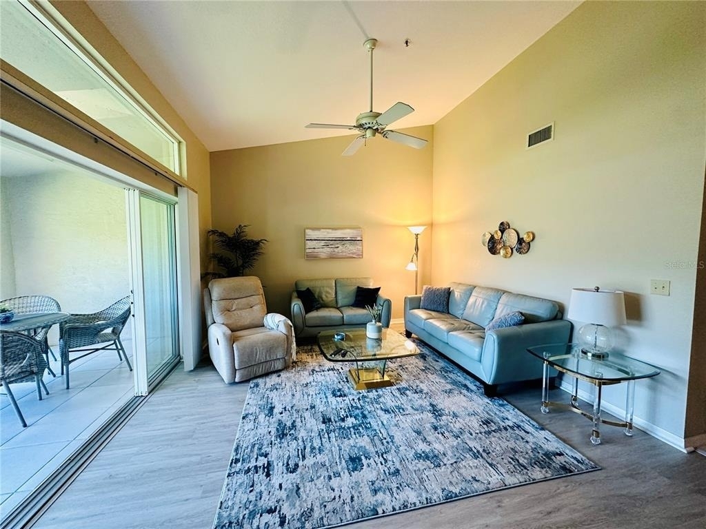 6713 Stone River Road - Photo 4