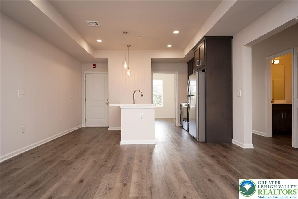 1210 Eaton Avenue - Photo 4