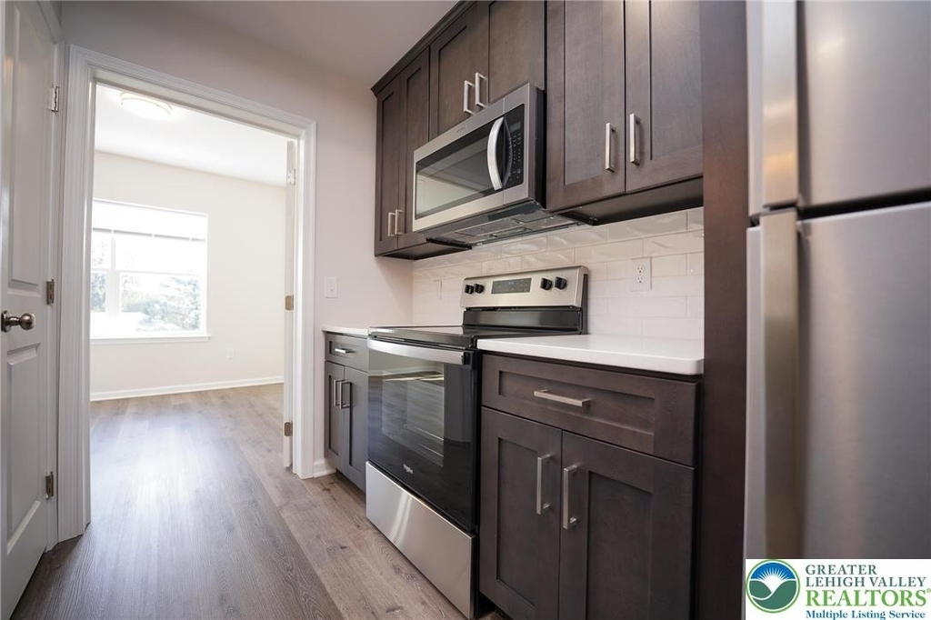 1210 Eaton Avenue - Photo 9