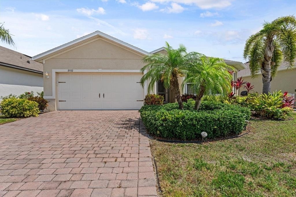 8932 Excelsior Place - Photo 1