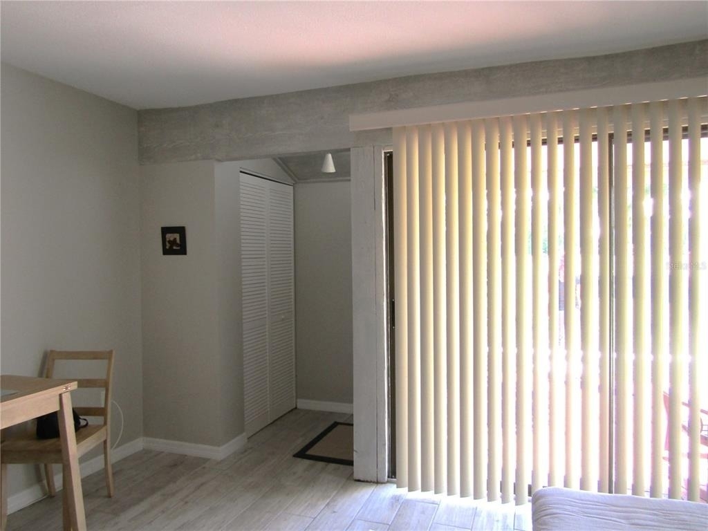 3553 Longmeadow - Photo 4