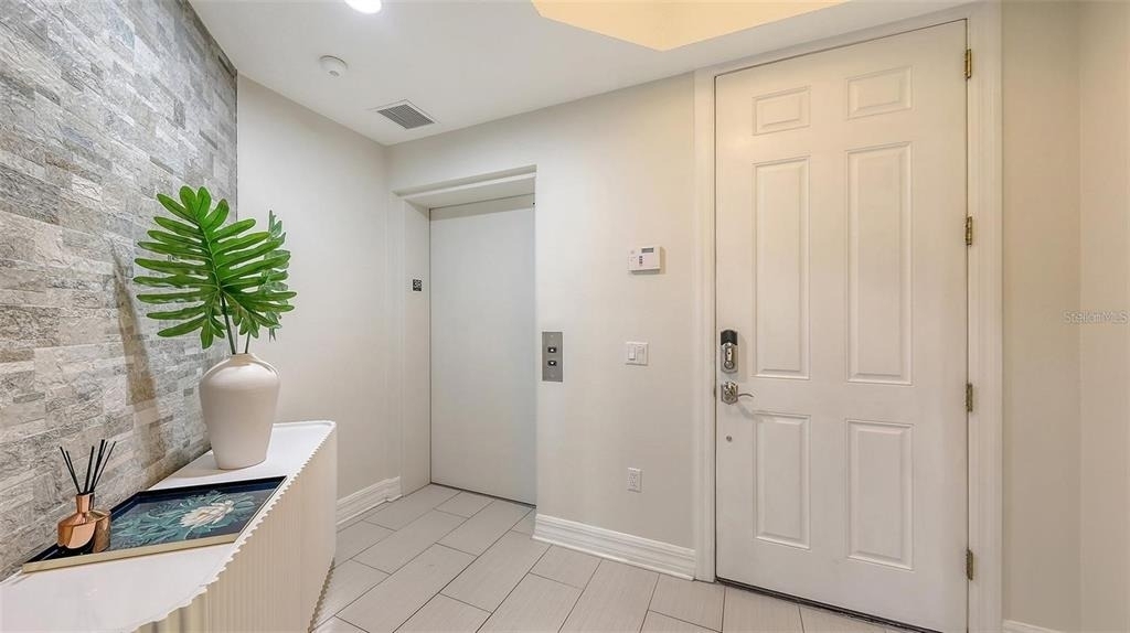 1921 Monte Carlo Drive - Photo 2