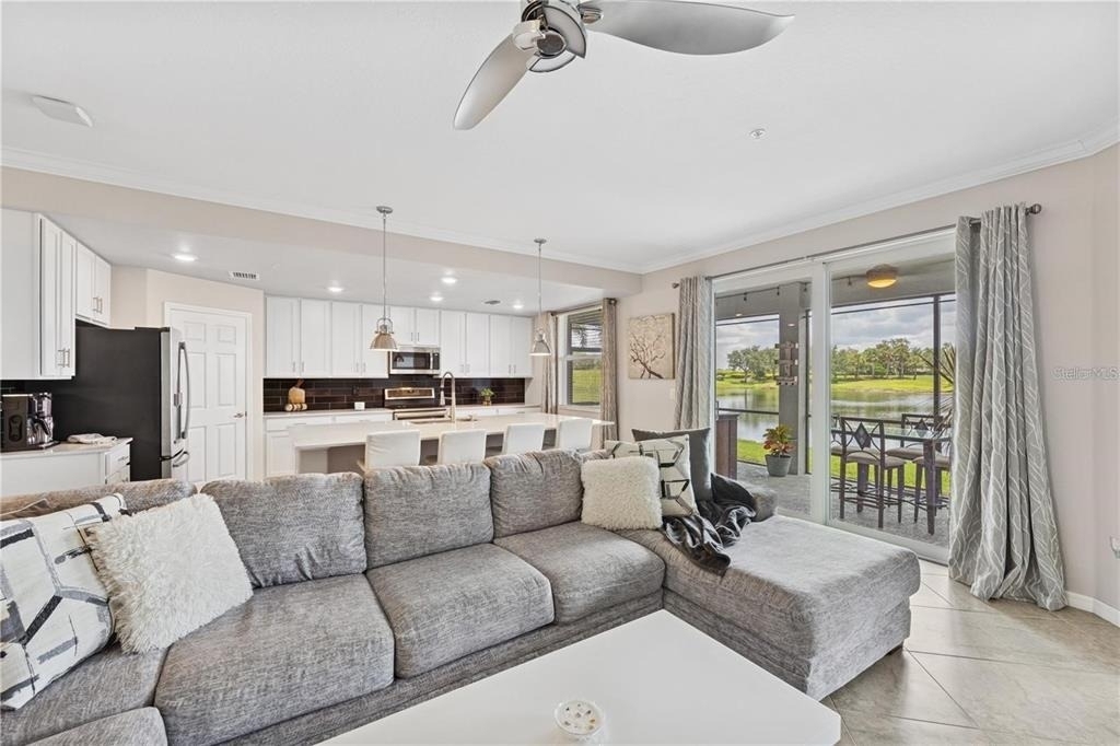 917 Tidewater Shores Loop - Photo 3