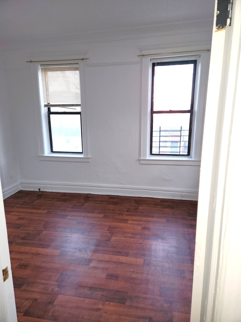 87-30 123rd Street - Photo 4