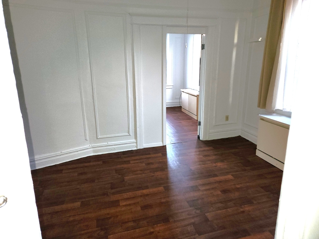 87-30 123rd Street - Photo 3