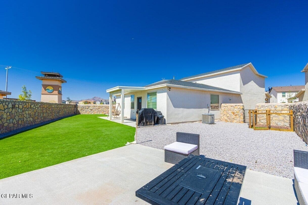 11102 Blazing Star Place - Photo 24