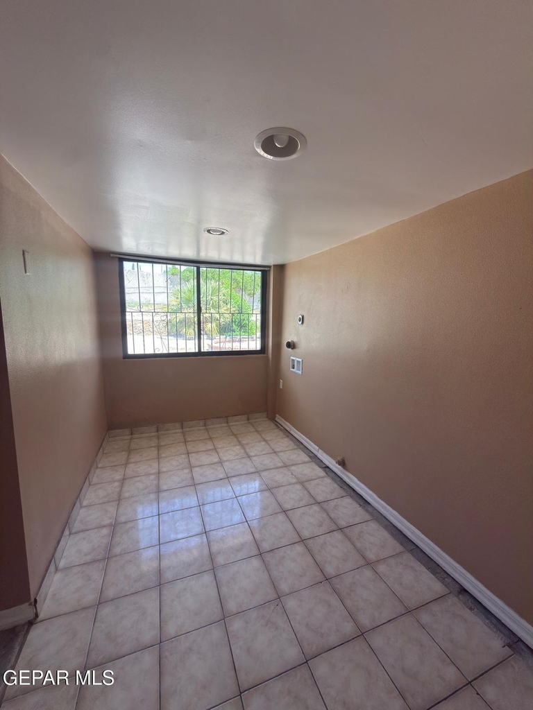 6115 Tesuque Drive - Photo 6