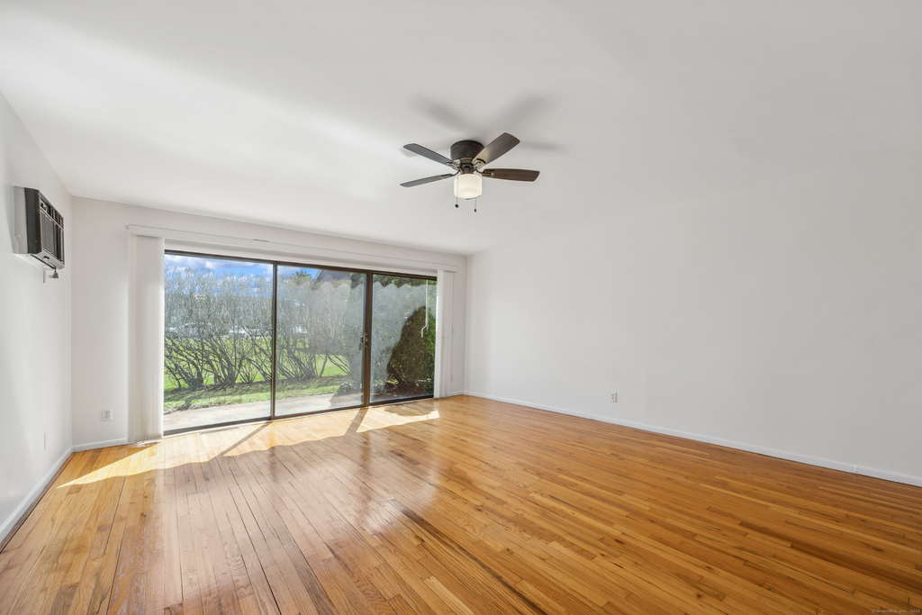 109 Florence Road - Photo 2
