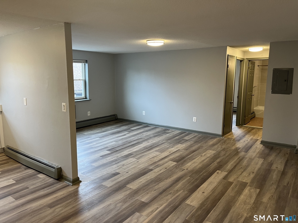 32 Cook Avenue - Photo 3