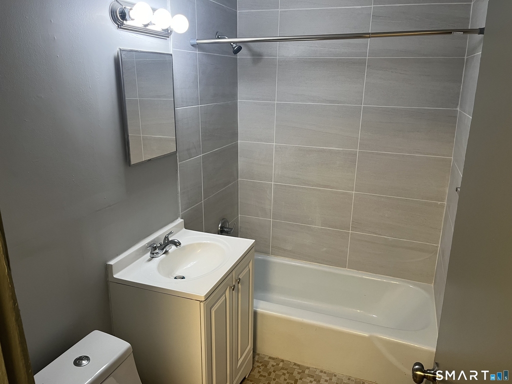 32 Cook Avenue - Photo 6