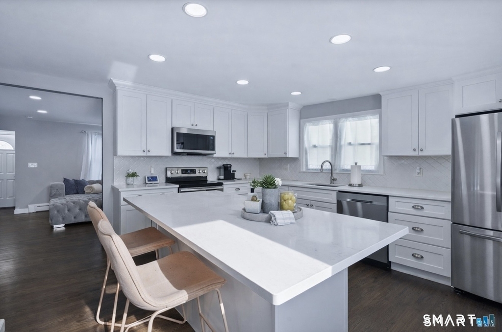 457 Summit Street - Photo 3