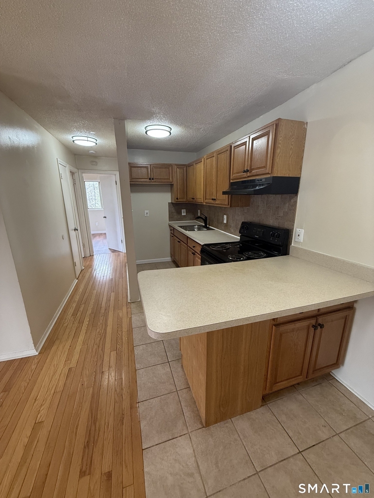 1051 Old Colony Road - Photo 3