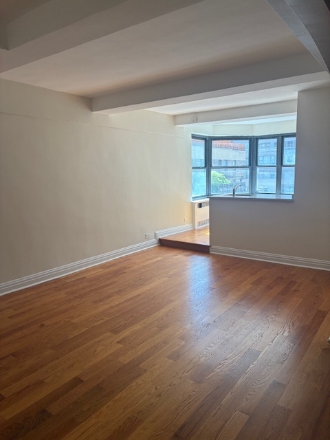141 East 56th Street - Photo 3
