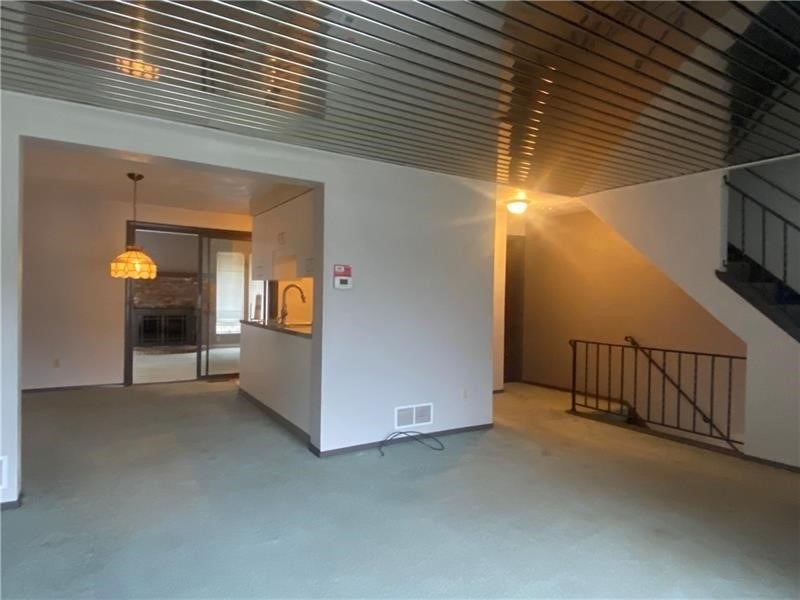 238 Timber Ln - Photo 11