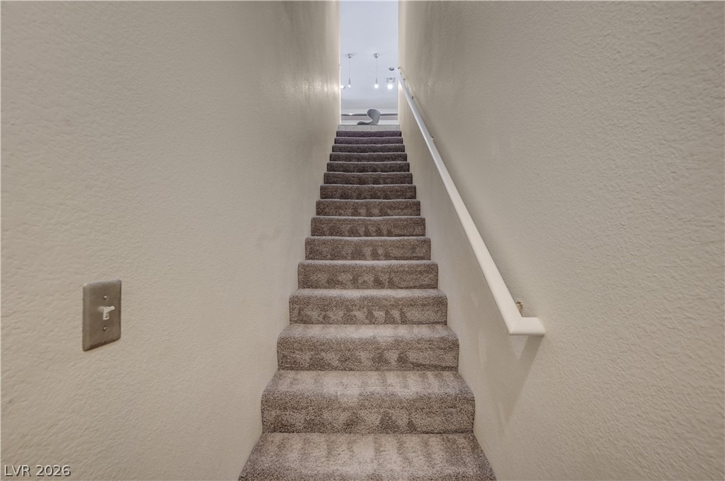 804 Peachy Canyon Cir. - Photo 3
