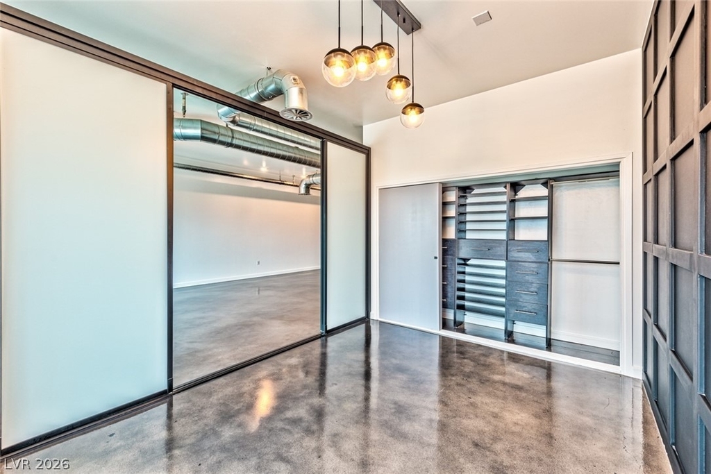 200 Hoover Avenue - Photo 3