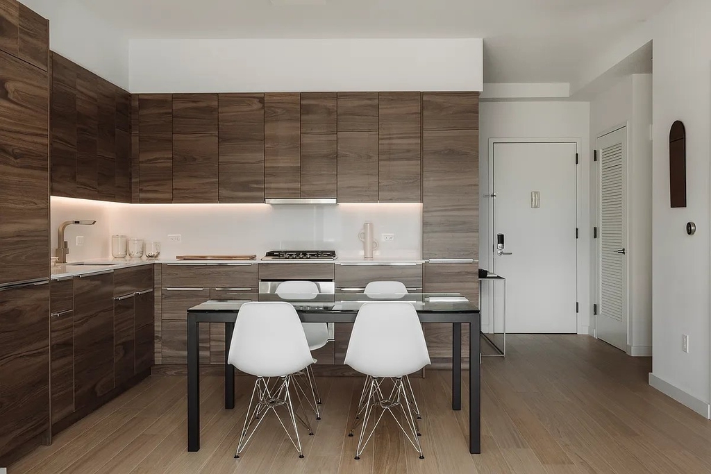 171 Suffolk Street - Photo 5