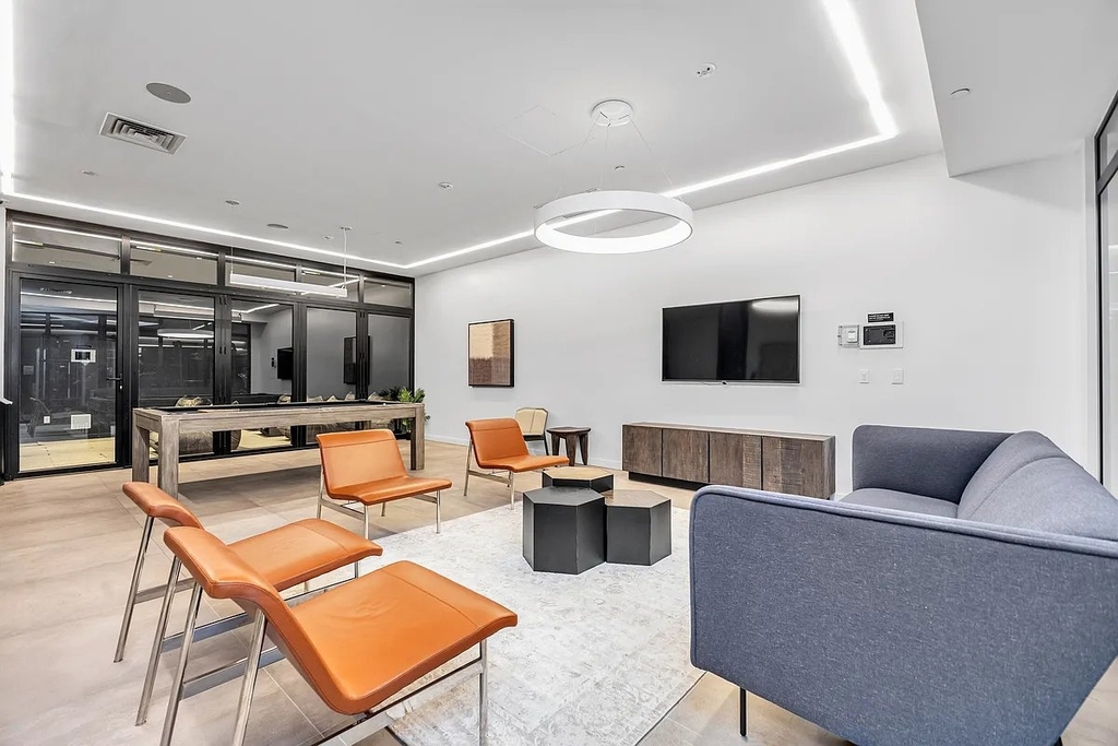 171 Suffolk Street - Photo 15