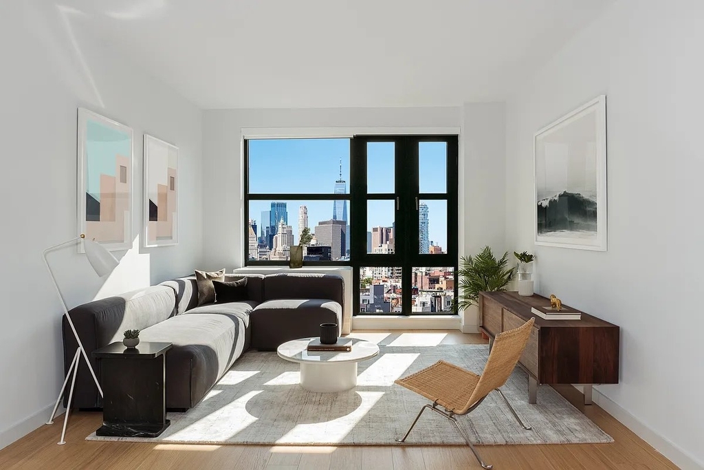 171 Suffolk Street - Photo 0