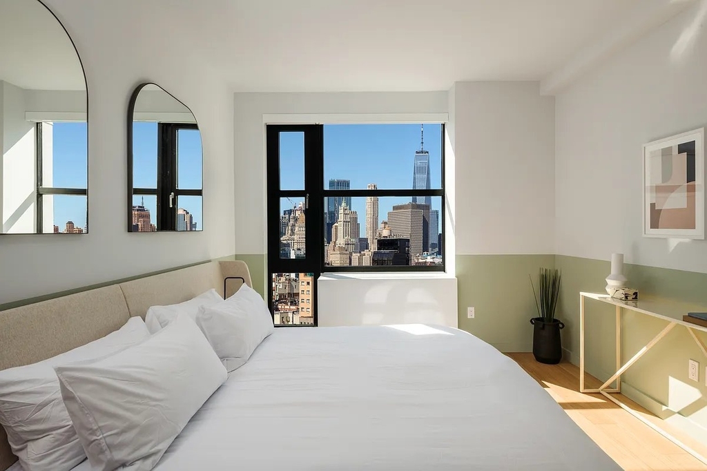 171 Suffolk Street - Photo 2
