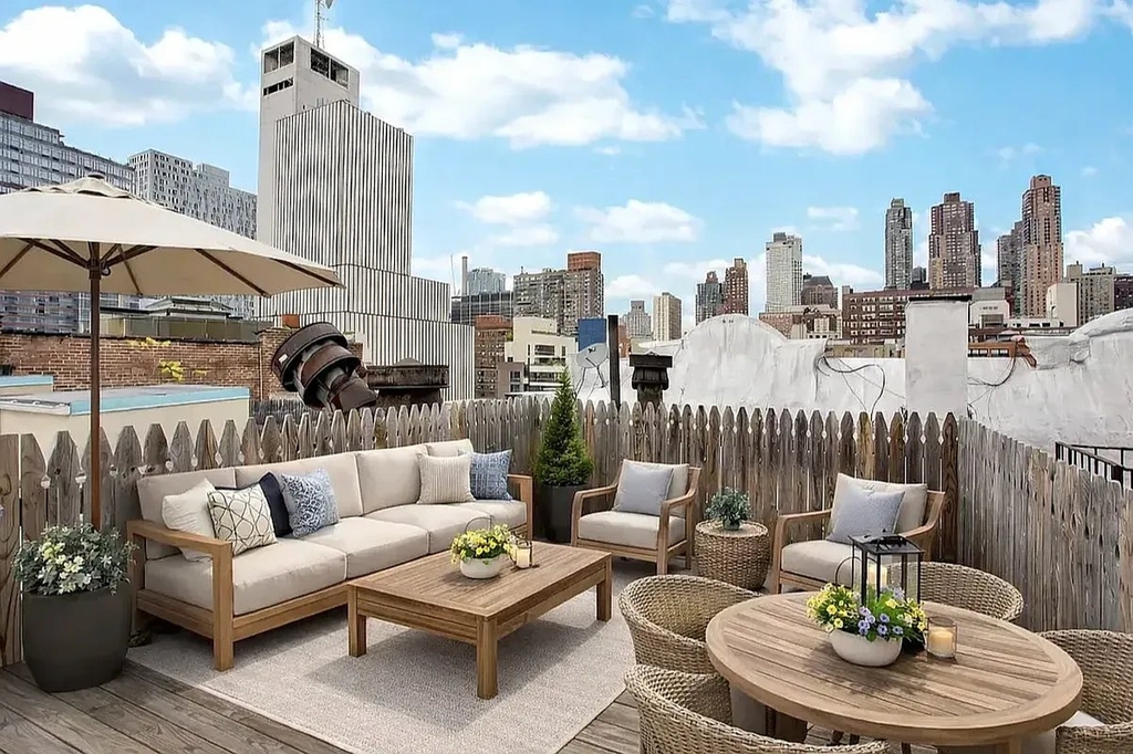 202 East 13th Street - Photo 11
